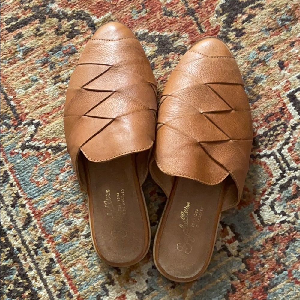 Seychelles mule slide